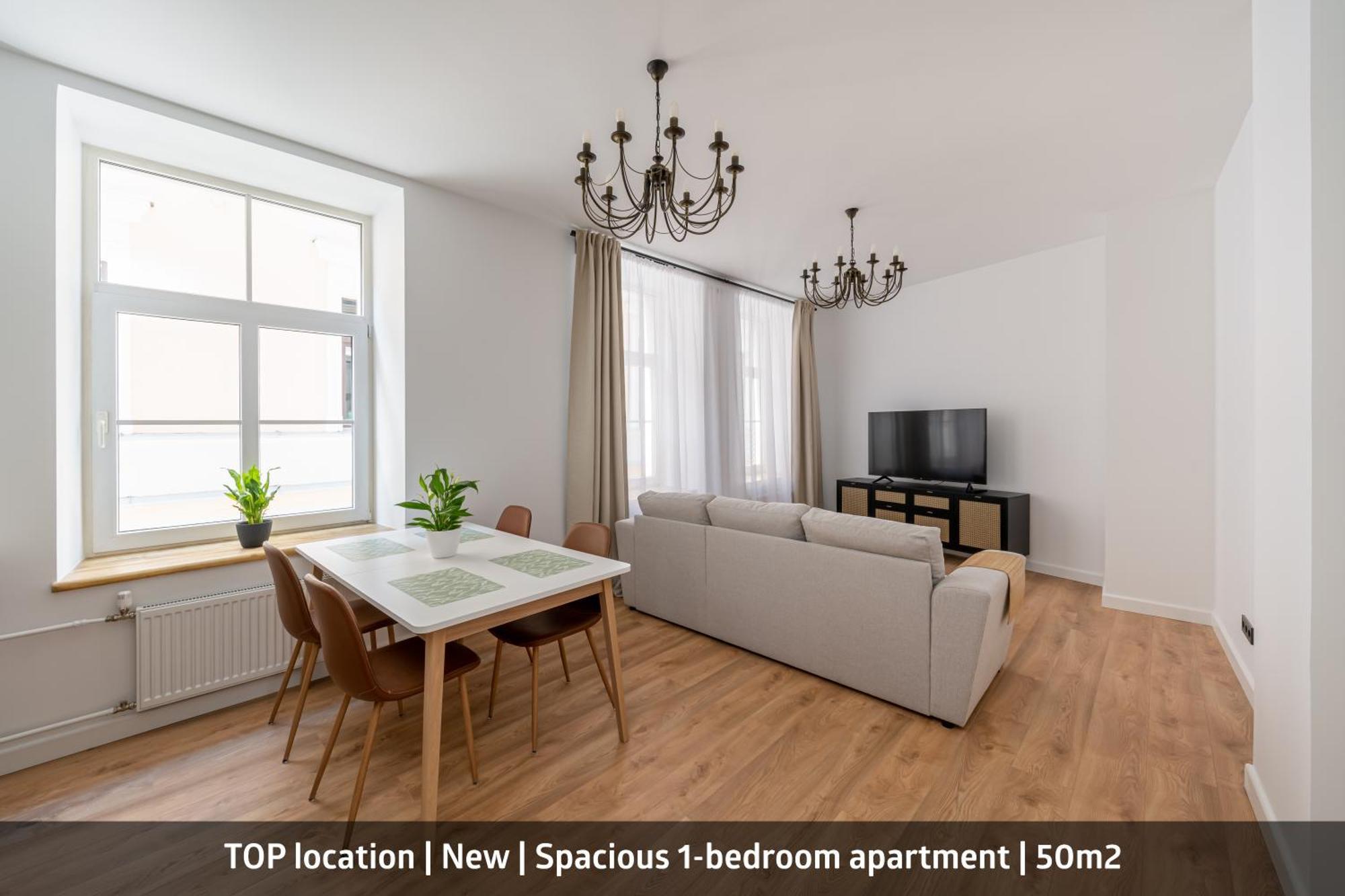 Spacious 1-Bedroom Apartment In The Heart Of Old Town Рига Экстерьер фото